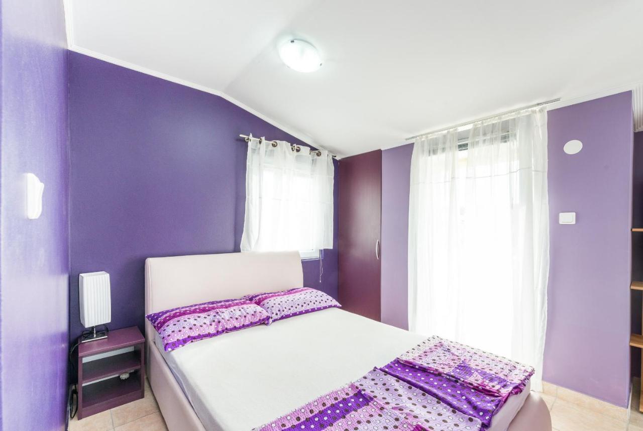 Apartments Mahnet Vir Rom bilde